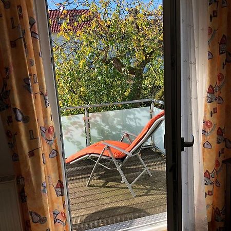 2 Zimmer Wohnung Mit Balkon - Naehe Messe ฮาร์ ภายนอก รูปภาพ