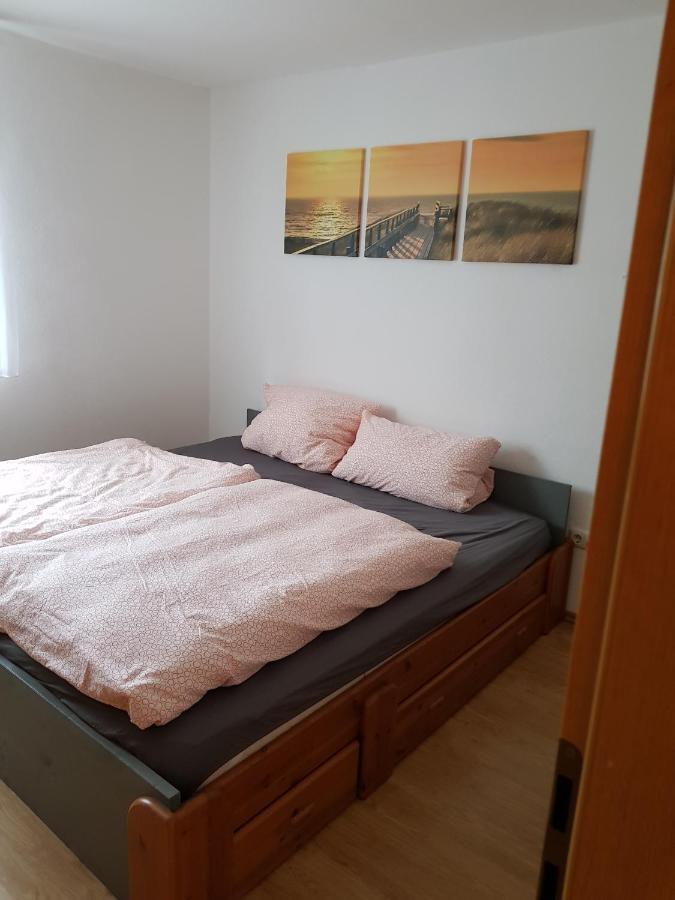 2 Zimmer Wohnung Mit Balkon - Naehe Messe ฮาร์ ภายนอก รูปภาพ