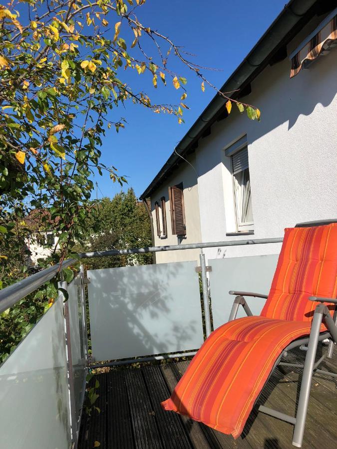 2 Zimmer Wohnung Mit Balkon - Naehe Messe ฮาร์ ภายนอก รูปภาพ